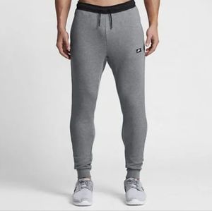 Nike Tech Fleece Joggers